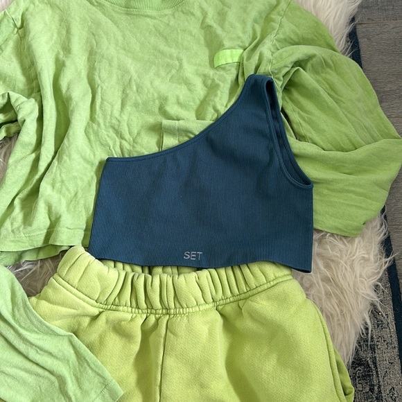 Set Active Bundle - Picture 4 of 6